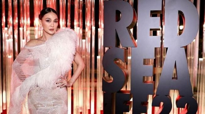 Potret Luna Maya di Red Sea Film Festival (instagram/@lunamaya)