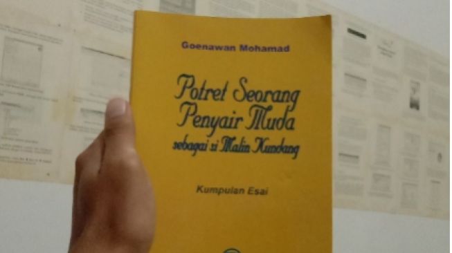 Ulasan Buku 'Potret Seorang Penyair Muda sebagai si Malim Kundang'