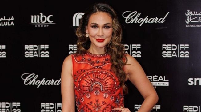 Potret Luna Maya di Red Sea Film Festival (instagram/@lunamaya)