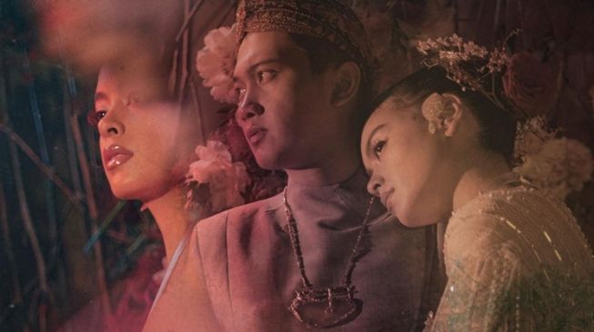 Prewedding Seleb Paling Romantis (Instagram/@evacelia)