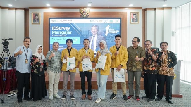 IDSurvey Berikan Penerangan Listrik di 18 Desa Kabupaten Banyumas