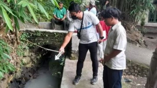 Bocah 2 Tahun Ditemukan di Gorong-gorong Setelah Ditinggal Nenek ke Sawah