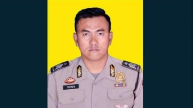 Anggota Polsek Astanaanyar Kota Bandung, Aiptu Sofyan meninggal dunia usai menjadi korban bom bunuh diri di halaman Polsek Astanaanyar, Rabu (7/12/2022) pagi. (Ist)