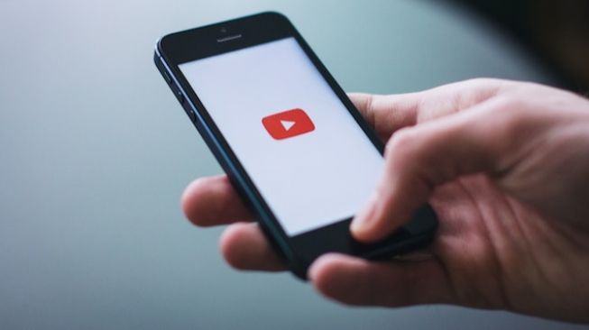 Anak Muda, Ini Dia 5 Kanal YouTube yang Temani Prosesmu Menuju Sukses!