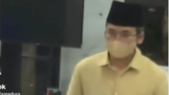 Bupati Bangkalan Abdul Latif Amin Imron Resmi Ditahan KPK, Kasus Jual Beli Jabatan