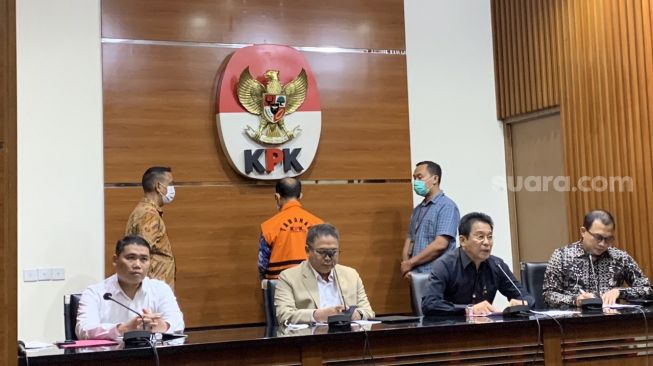 Suap Perkara MA, Hakim Agung Gazalba Saleh Resmi Ditahan KPK