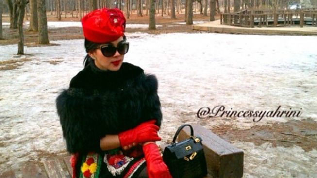 Potret Lawas Syahrini Liburan ke Korea Selatan (Instagram/@princessyahrini)