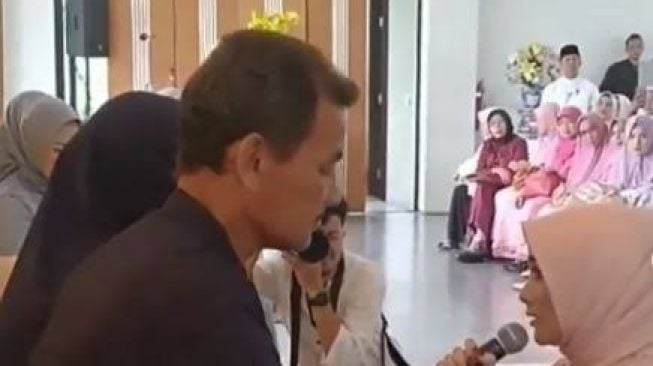 Potret Artis Jalani Sungkeman Jelang Nikah (Instagram/@citrakirana)