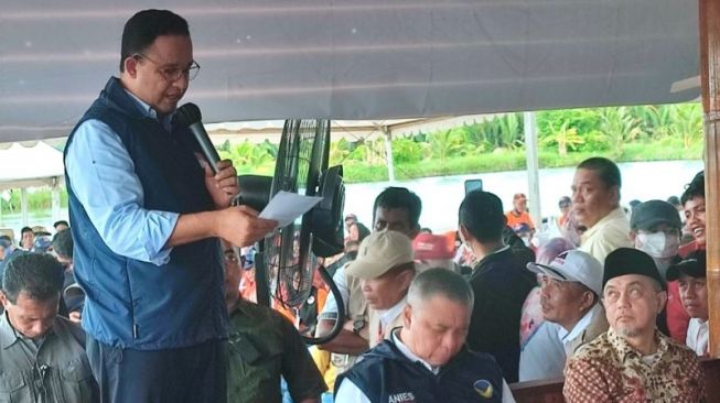 Anies Baswedan bersama forum dosen [Antara]