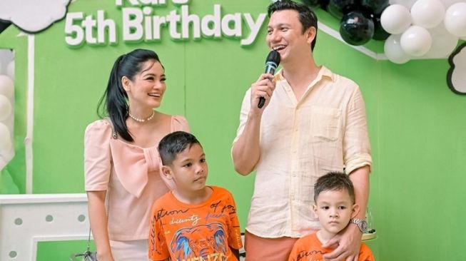 Potret Ulang Tahun Kai Anak Titi Kamal (Instagram/@titi_kamall)