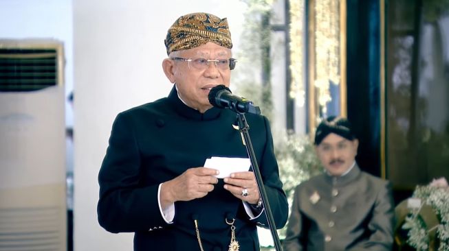 Sah Jadi Suami Istri, Wapres Ma'ruf Amin Berikan Wejangan ke Kaesang dan Erina