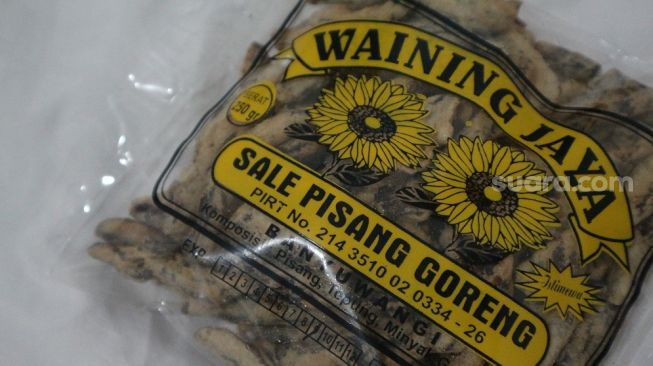 Sale pisang, oleh-oleh khas Banyuwangi, Jawa Timur. (Suara.com/Rima Sekarani)