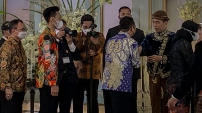 Gubernur Sulsel Andi Sudirman Hadiri Tasyakuran Pernikahan Kaesang dan Erina