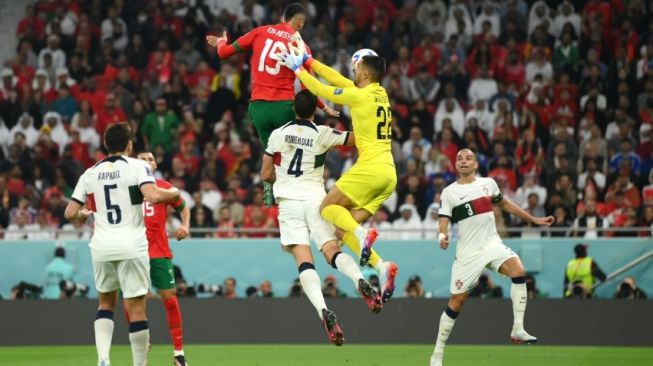 Sundulan  Youssef En-Nesyri menjadi sorotan media internasional.[Twitter/FIFAWorldCup]