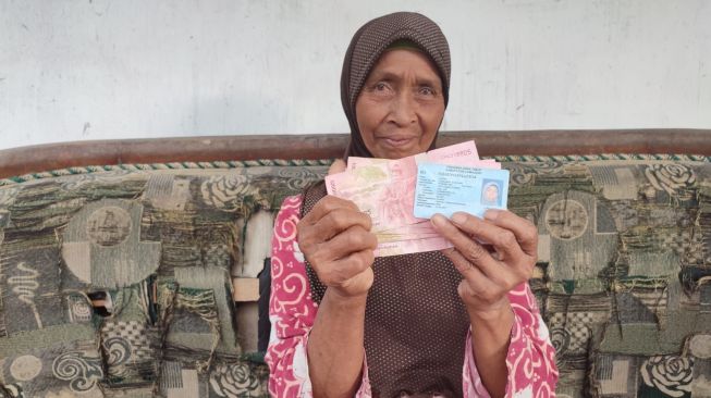 masyarakat penerima BLT. (Dok: Pos Indonesia)