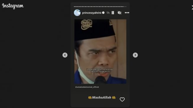 Syahrini unggah video ceramah Ustaz Abdul Somad di Instagram Story. (Instagram/princessyahrini)