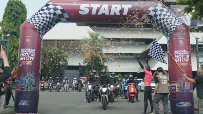 IIMS Motobike Show 2022: Year End Riding, Gelar Aksi Sosial untuk Korban Gempa Cianjur