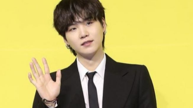 Suga BTS Akan Menjalani Wajib Militer sebagai Pekerja Sosial, Ini Alasannya!