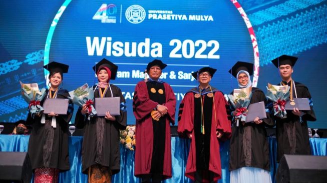 Wisuda 1.404 Lulusan, Prasetiya Mulya Raih Banyak Penghargaan Sepanjang 2022