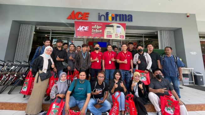 ACE Tawarkan Banyak Program Menarik Khusus Akhir Tahun