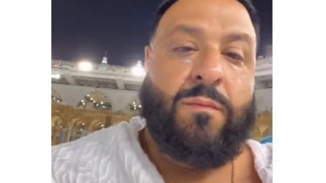 Umrah Bareng Mike Tyson, DJ Khaled Menangis Saat Keliling Ka'bah