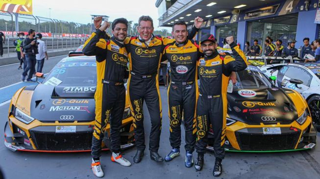 Thailand Super Series (TSS) 2022, dengan driver Sandy Stuvik dan Akash Nandy dari Audi Sport Asia memenangi kelas Supercar GT3 Drivers [ Audi Sport customer racing Asia].