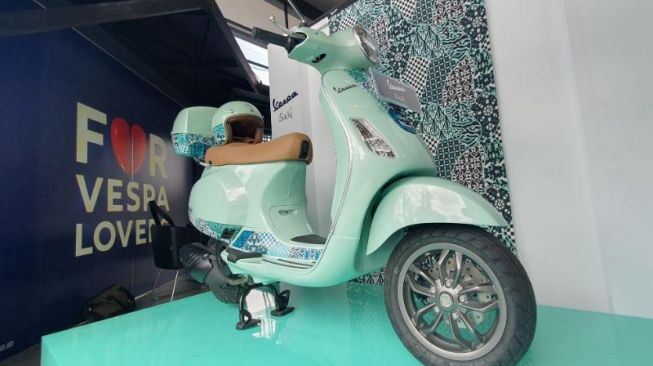 Gaungkan Budaya Indonesia, Piaggio Indonesia Kenalkan Vespa Batik Special Edition