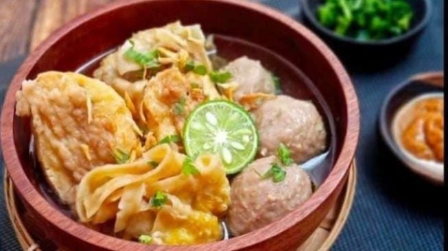 Punya Tampilan Mirip, Ini Lho Perbedaan Cuanki dan Bakso Malang