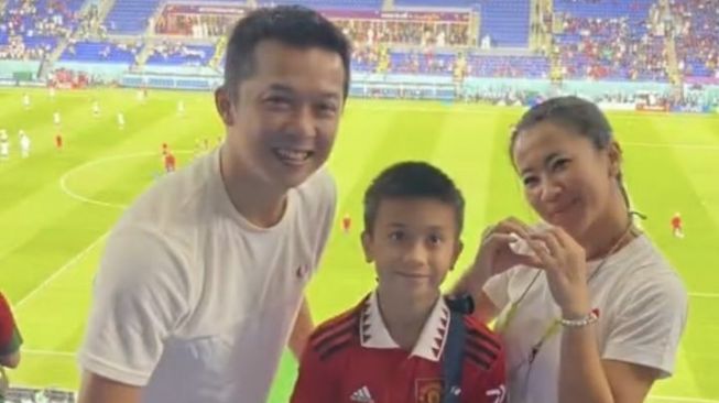 Artis dan Influencer yang Nonton Langsung Piala Dunia 2022 di Qatar (Instagram/@ami_gumelar)