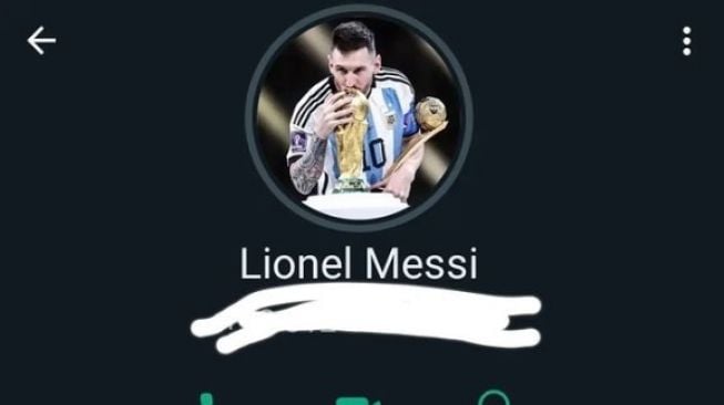 Augie Fantinus halu bisa chat Leonel Messi (Instgaram/@augiefantinus)