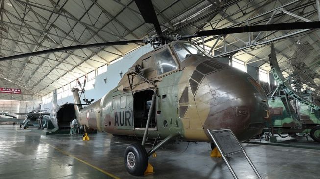 Sikorsky S-58, Dari Helikopter VIP ke Helikopter Angkut Serbaguna TNI