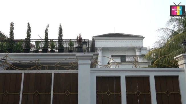 Harga Rumah Mewah Artis Indonesia  (Youtube/Qiss You TV)