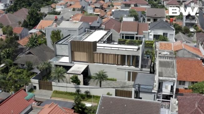 Harga Rumah Mewah Artis Indonesia (YouTube/BW)