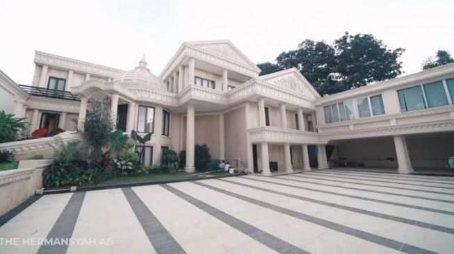 11 Harga Rumah Mewah Artis Indonesia Rumah Raffi Ahmad Harganya Ditaksir Mencapai Rp40 Miliar