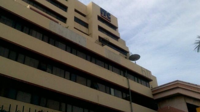 Modus Pura-Pura Beli, Emak-Emak Colong Kalung Emas di ITC Mangga Dua