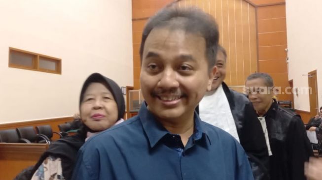 Roy Suryo Divonis 9 Bulan Penjara dan Disebut Tak Berpendidikan oleh Hakim