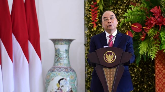 Eks Presiden Republik Sosialis Vietnam Nguyen Xuan Phuc di Istana Kepresidenan Bogor, Kamis (22/12/2022). [Foto: Lukas - Biro Pers Sekretariat Presiden]