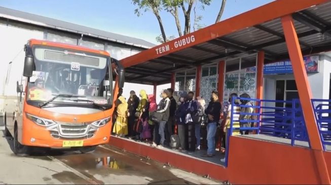 Buruh di Jateng Happy, Cukup Bayar Ongkos Rp 2.000 Sudah Bisa Sampai ke Tempat Kerja