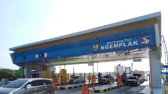 37.402 Kendaraan Diprediksi Melintas Jalan Tol Solo-Ngawi