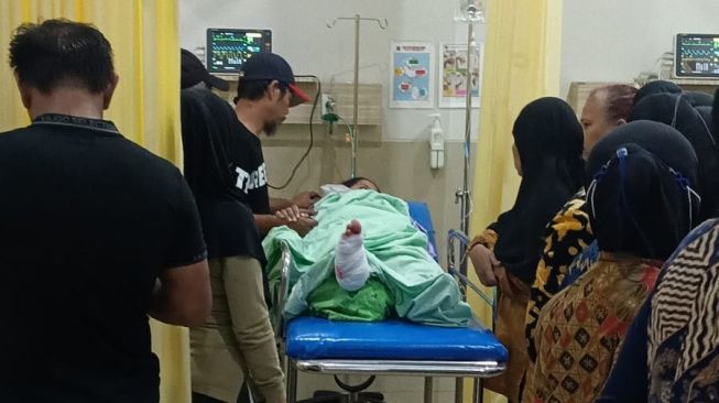 Sejumlah Warga jadi Korban, Tragedi Pohon Tumbang Terjadi di Ujung Pandang