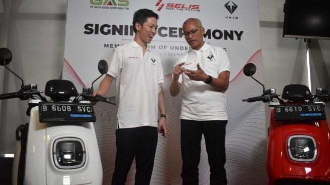 Rancang bangun produk sepeda motor listrik kerja sama VKTR dan SLIS atau GAS, nantinya dikerjakan Politeknik Elektronika Negeri Surabaya (PENS) [VKTR].