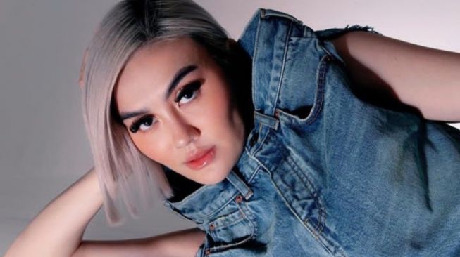 Sering Dicibir Lupa Negara Sendiri, Sikap Agnez Mo Sapa Rekan Artis Indonesia di Luar Dugaan