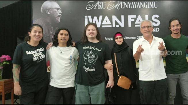 Bukan Cuma soal Cinta, Ada Unsur Perang Amerika - Irak di Lagu Iwan Fals