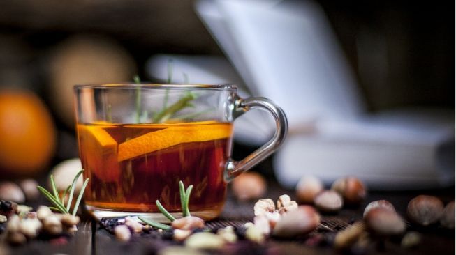 5 Minuman Rempah yang Menghangatkan Tubuh Saat Hujan, Bisa Dibuat di Rumah