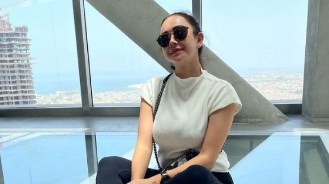 Artis Liburan di Dubai Tahun 2022 (Instagram/@aurakasih)