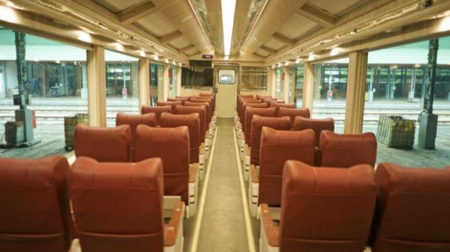 Harga Tiket Kereta Panoramic, Berikut Jadwal Perjalanan Jakarta - Jogja