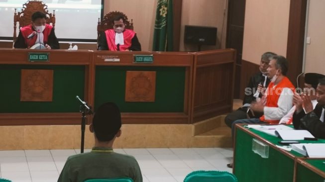 Bambang Tri dan Gus Nur Jalani Sidang Bersamaan, Ada 6 Saksi yang Dihadirkan