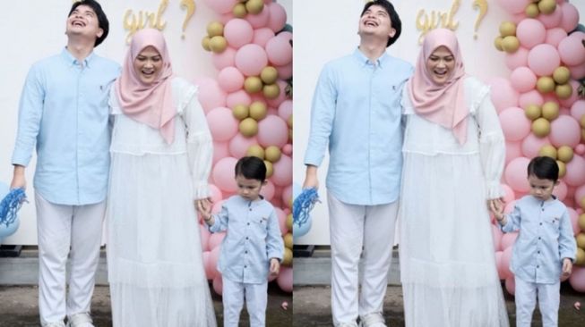 Gender Reveal Party Anak Alvin Faiz dan Henny Rahman Tua Kontroversi, Fakta Lain Suami 'Begituan' Dengan Mertua