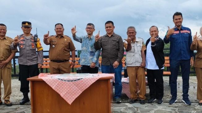 Antam Bersama KLHK Berkolaborasi Pulihkan Lingkungan Bekas Penambangan di Cisantana Kuningan