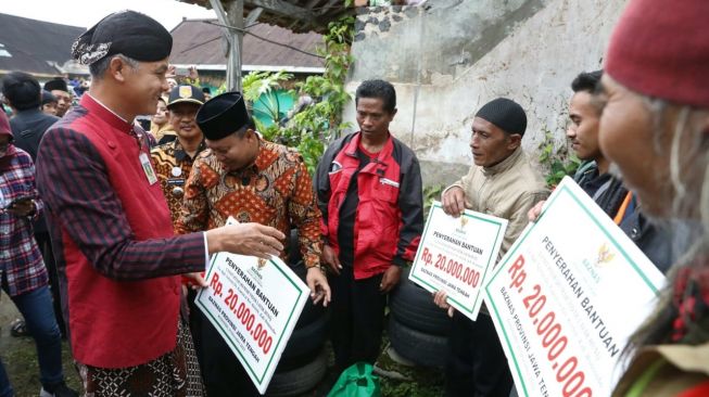 Politisi Demokrat Sebut Klarifikasi Bantuan Renov Rumah Justru Hina PDIP: Masa 8 Tahun Berkuasa Kader Masih Miskin?